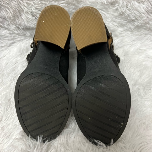 It’s booty time! - Picture 4 of 6